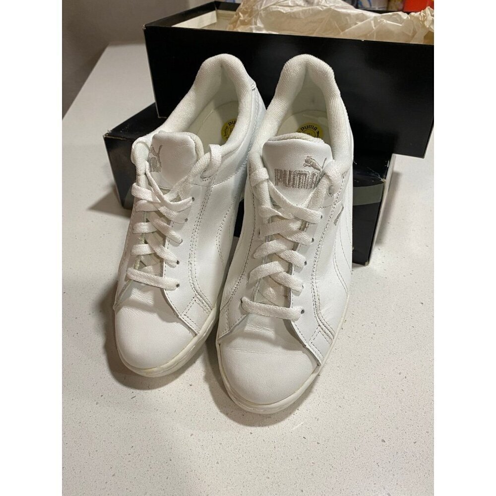 Women’s Rare Vintage Puma Courtplay Size 7.5